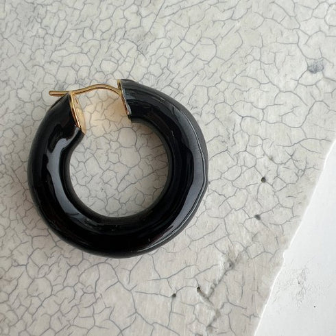 Big hoop pierce